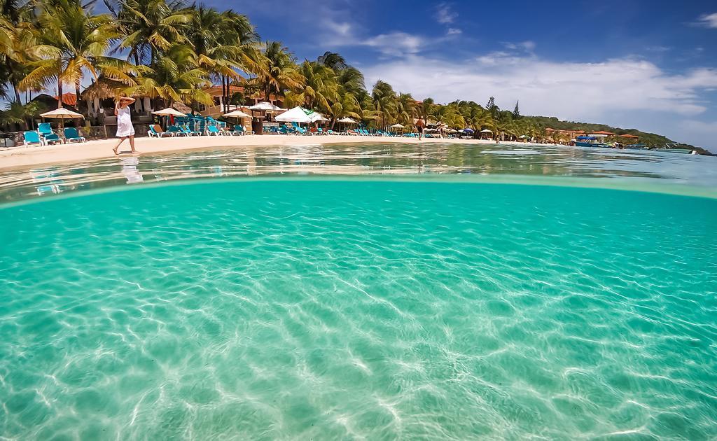 Mayan Princess Beach & Dive Resort Вест Бэй Экстерьер фото